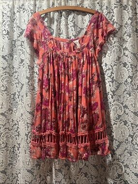 Free People Coral and Magenta Floral Peasant Tunic Size Small